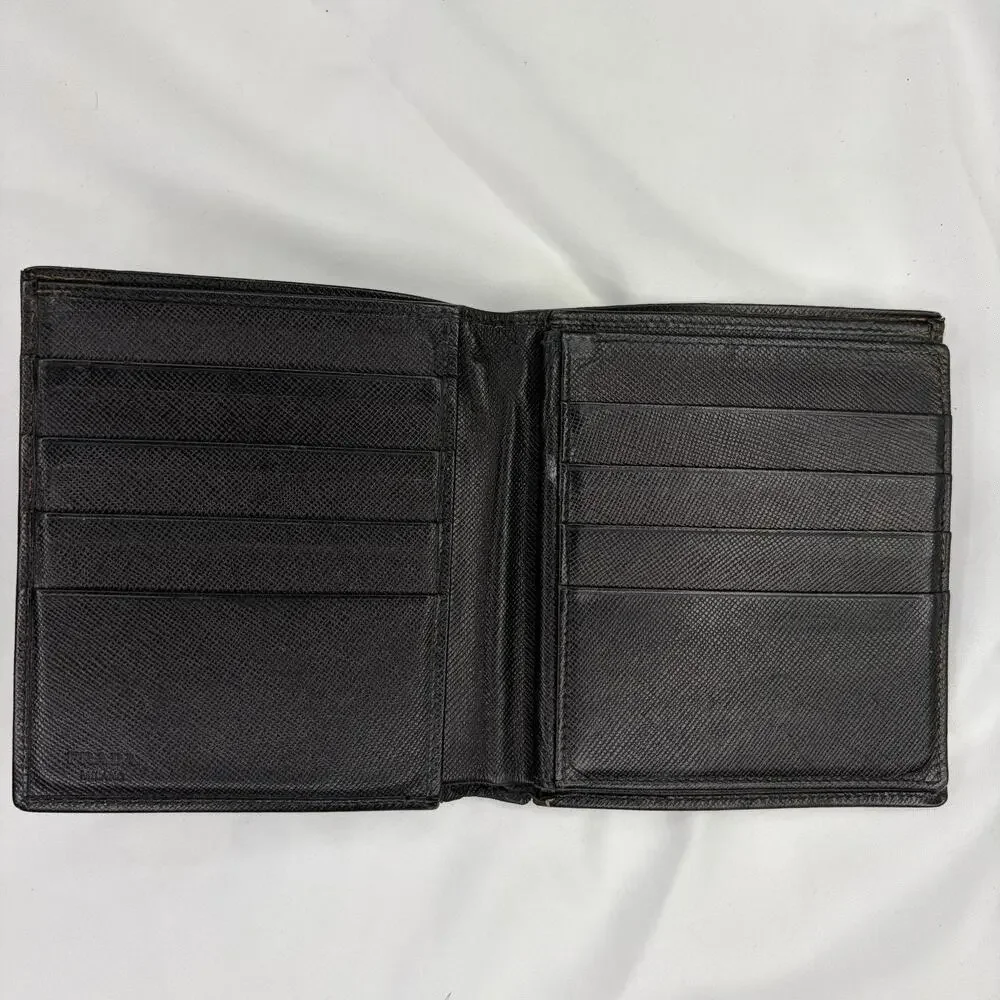 Prada Men’s Bifold Black Saffiano Leather Wallet Made In Italy Elegant, Classic